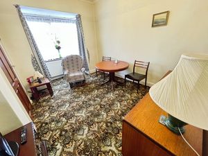 Dining Room - click for photo gallery